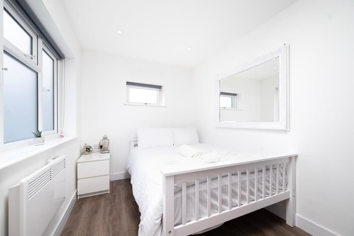 Apartamento Cozy Single Level Flat With Parking