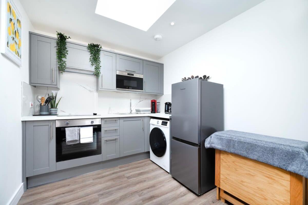 Cozy Single Level Flat With Parking Apartamento